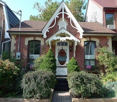 De Grassi Street Workers Cottage, located at 52 De Grassi St